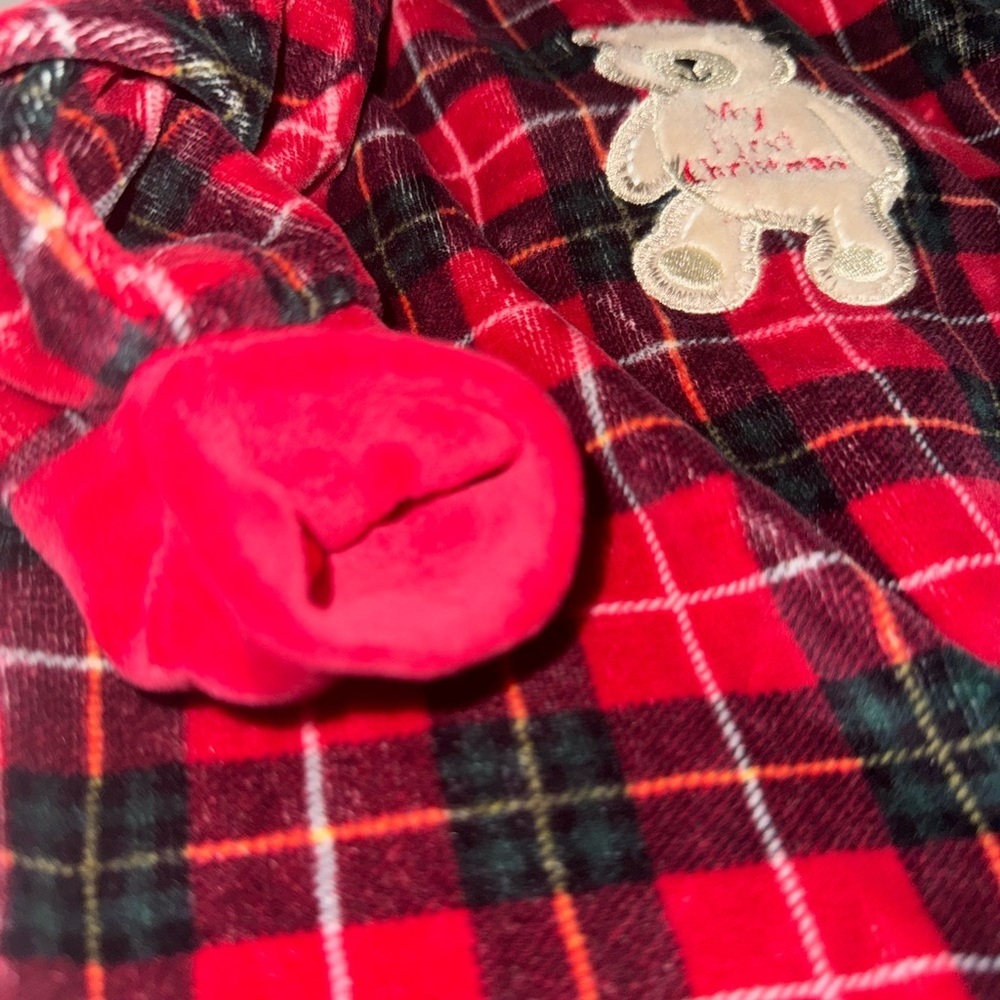 NWT First Moments My First Christmas Baby Velour Footie Sleeper Plaid Red 0-3 - Picture 5 of 12